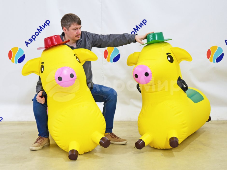 Скачки на свинках — герметичный авторский аттракцион