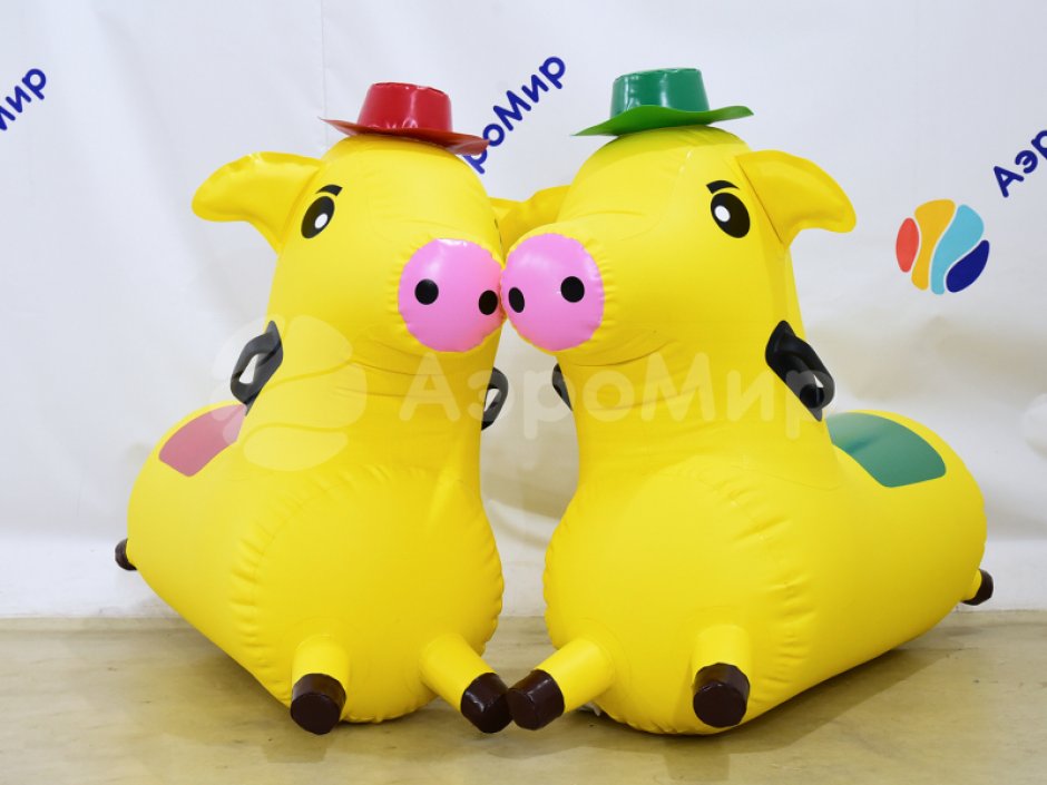 Скачки на свинках — герметичный авторский аттракцион