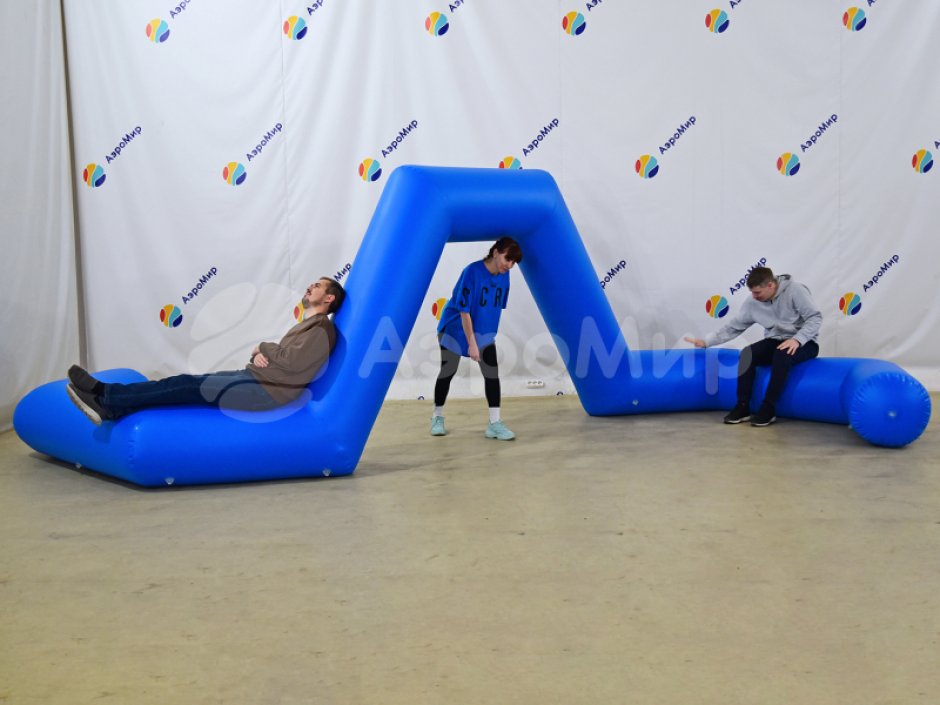 Надувная скамейка для улицы