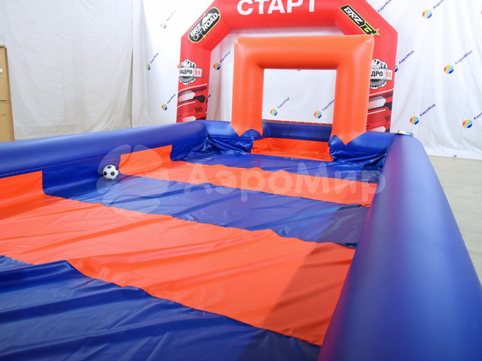 Скользкий футбол