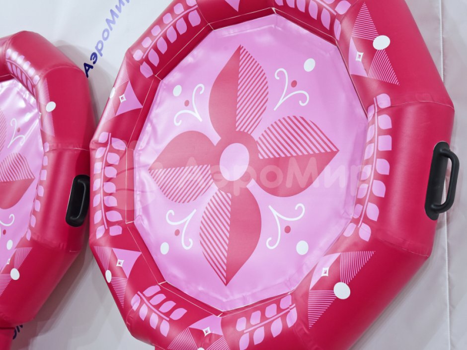 Командная забава — лови сковородкой