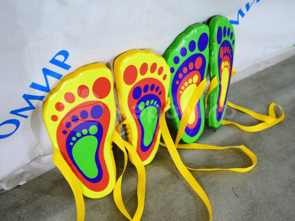 Следоступы — игровой реквизит для эстафет и игр