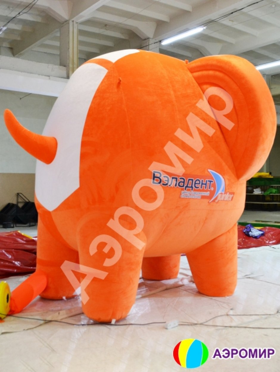 Надувная фигура Слона