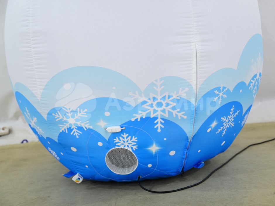 Снеговик Лайт — праздничная фигура для зимних площадок