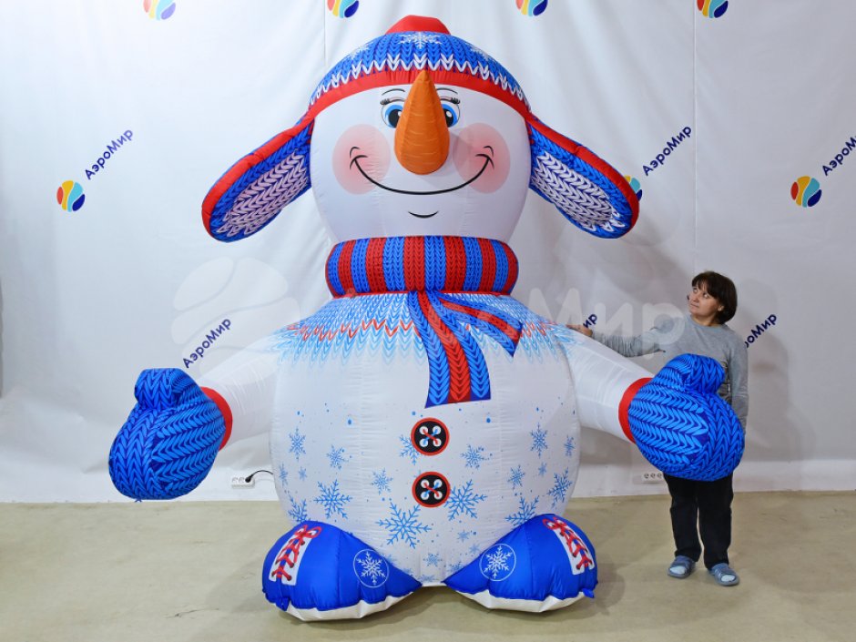 Надувной снеговик Стандарт 2.0 для улицы с подсветкой