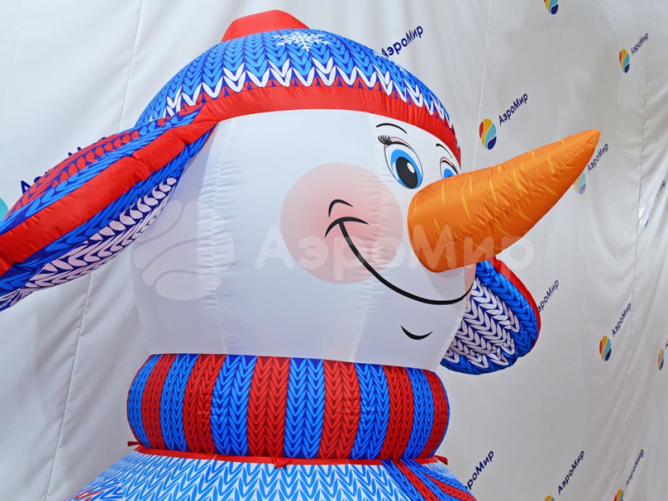 Надувной снеговик Стандарт 2.0 для улицы с подсветкой