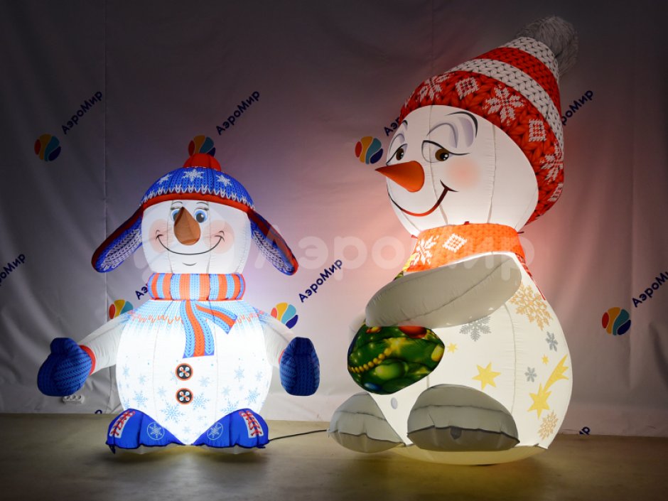 Надувной снеговик Стандарт 2.0 для улицы с подсветкой