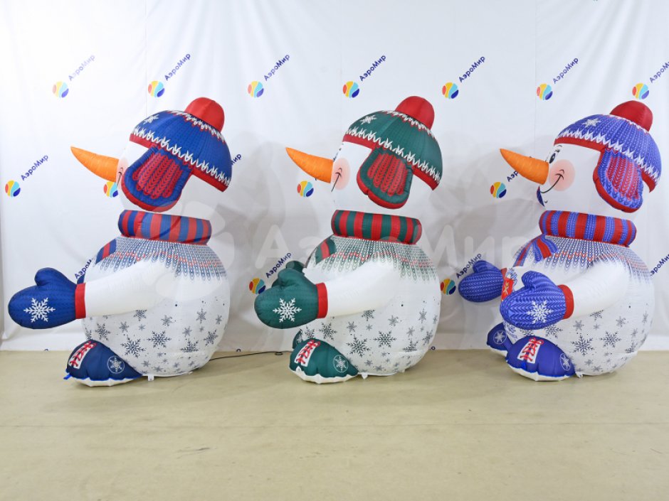 Надувной снеговик Стандарт 2.0 для улицы с подсветкой