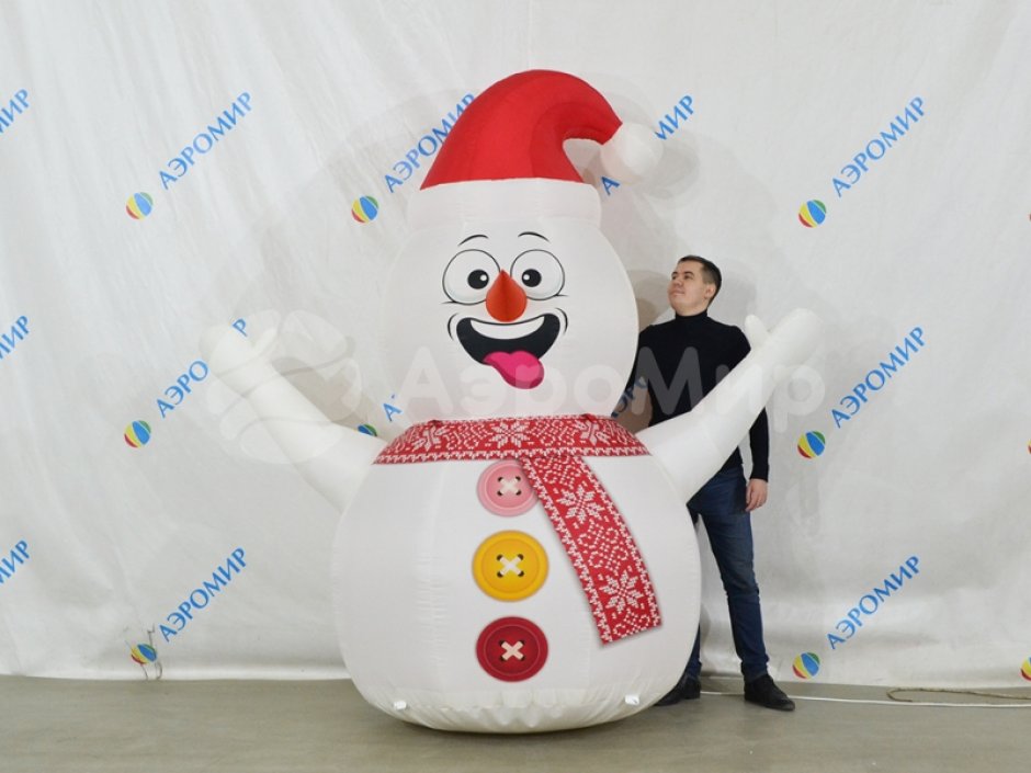 Надувной Снеговик в шапке для улицы с подсветкой