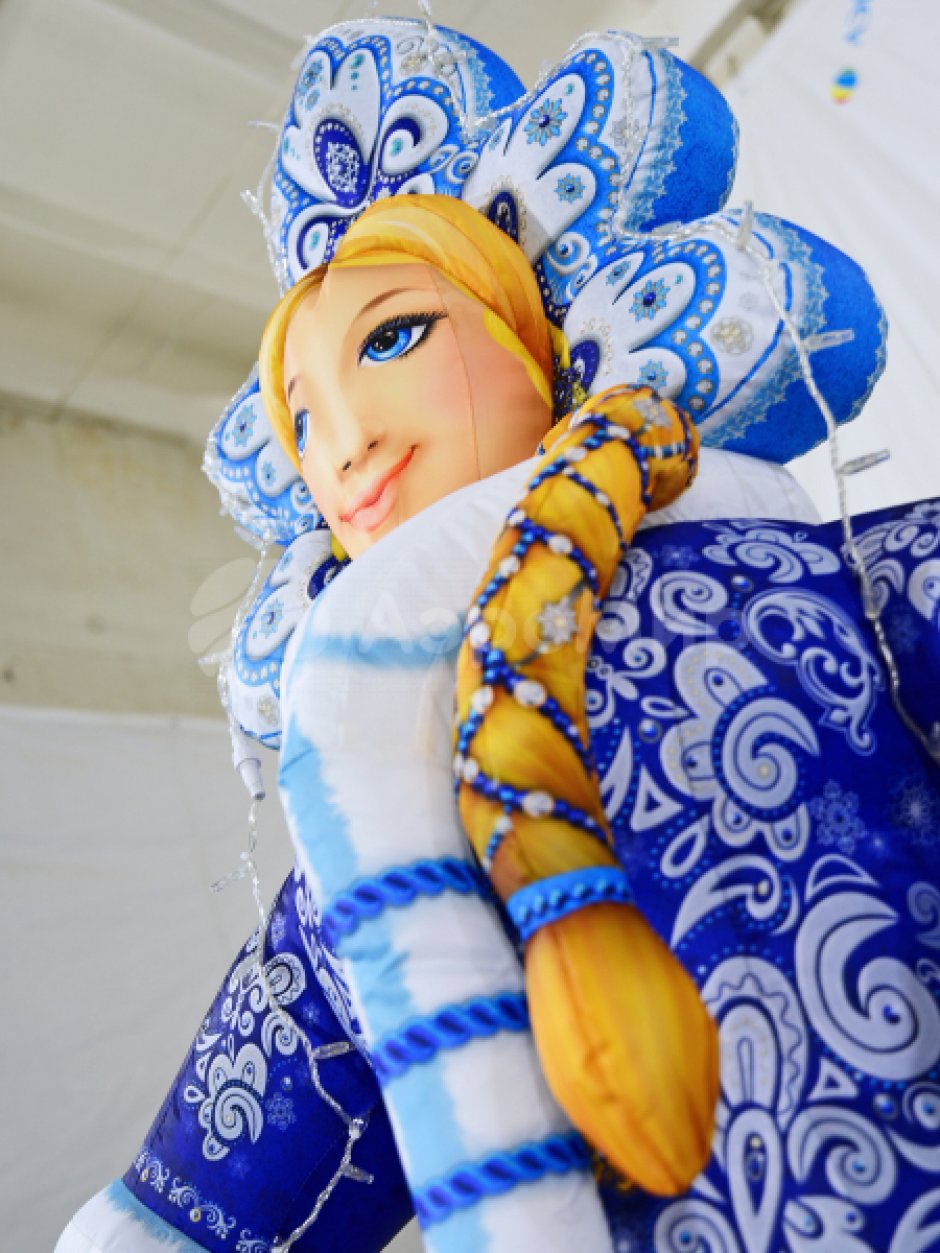 Надувная Снегурочка Эксклюзив — новогодняя фигура с высокой детализацией