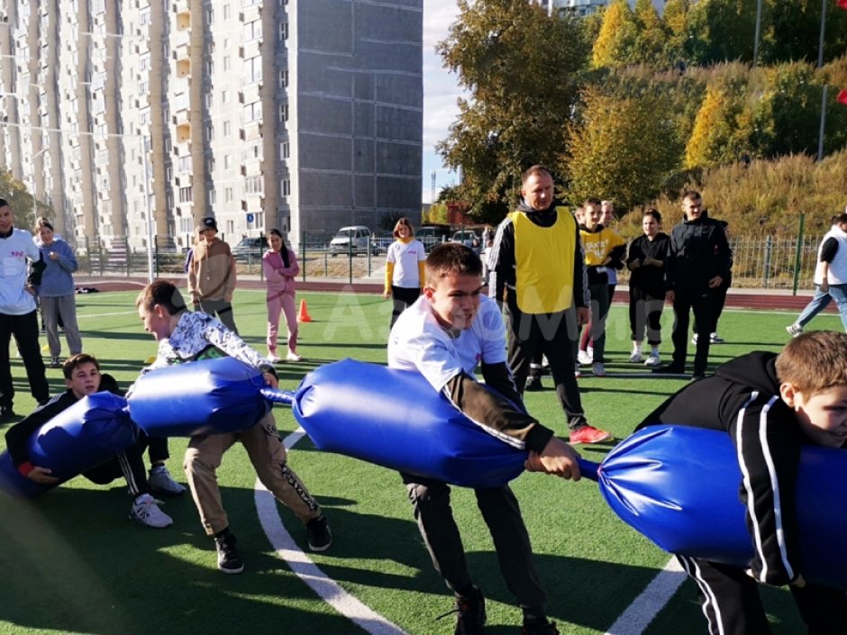 Командный игровой реквизит Канат-сосиска для эстафет спортивных состязаний