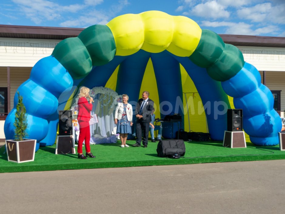 Надувная сцена Веер