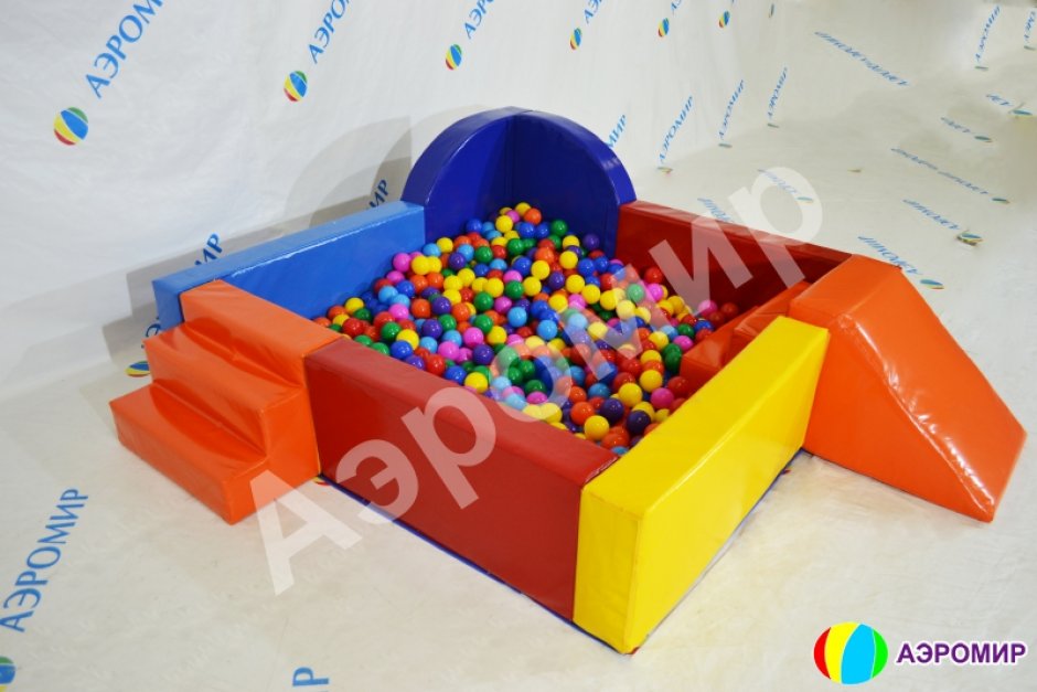 Сухой бассейн с горкой «Дружба-2»