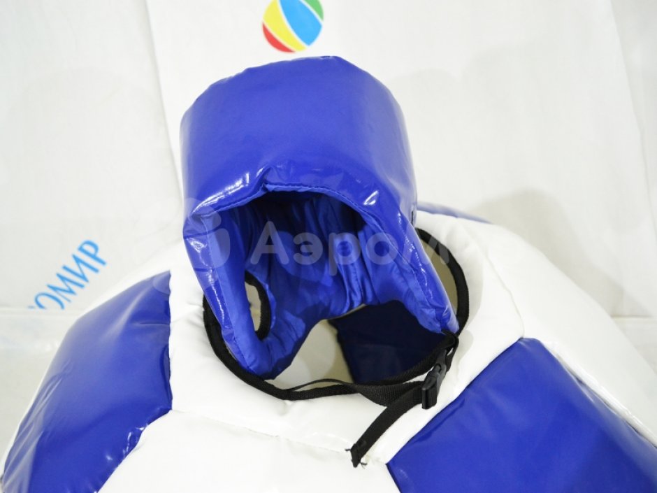 Сумо Футбол — костюмы мячей, командный аттракцион на двоих 