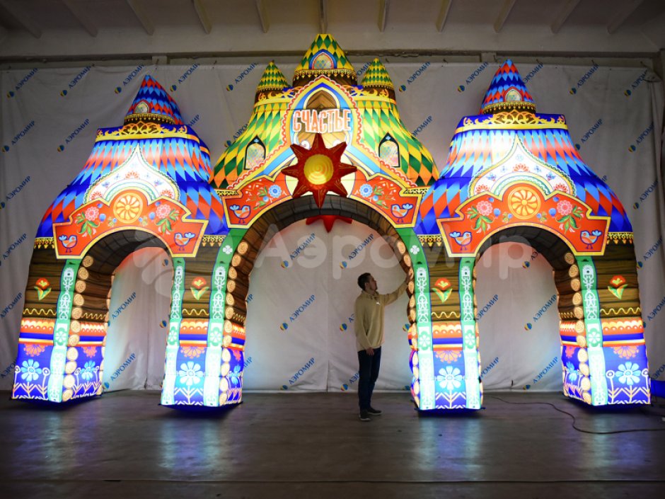 Надувная арка Терем расписной