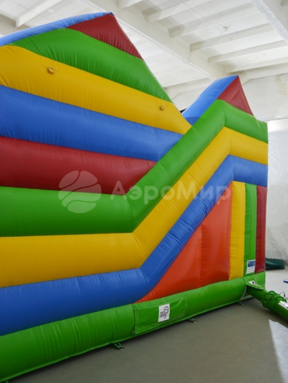 Надувной батут Теремок — небольшой коммерческий аттракцион на 27 м²