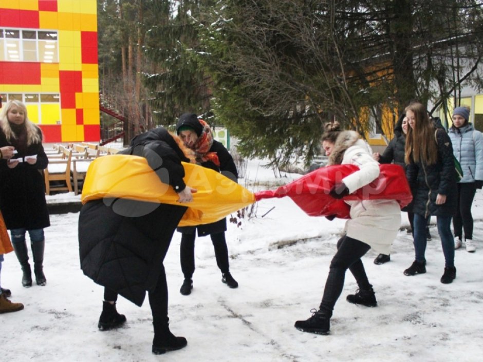 Командный игровой реквизит Тянучка — забава на силу и ловкость