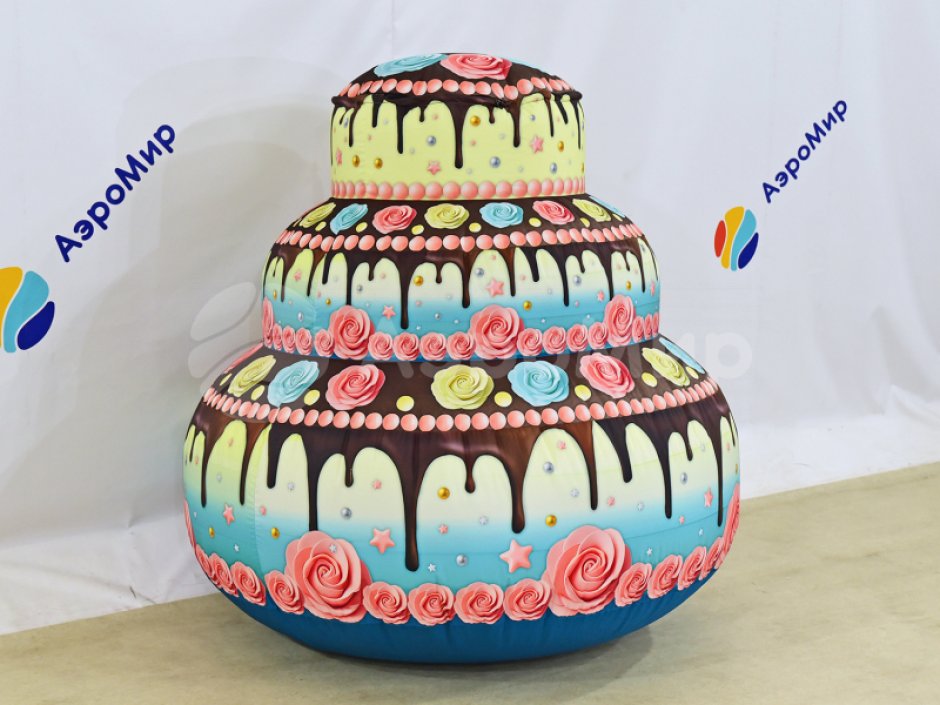 Тортик-подушка — яркий и легкий реквизит для шоу, игры и развлечений