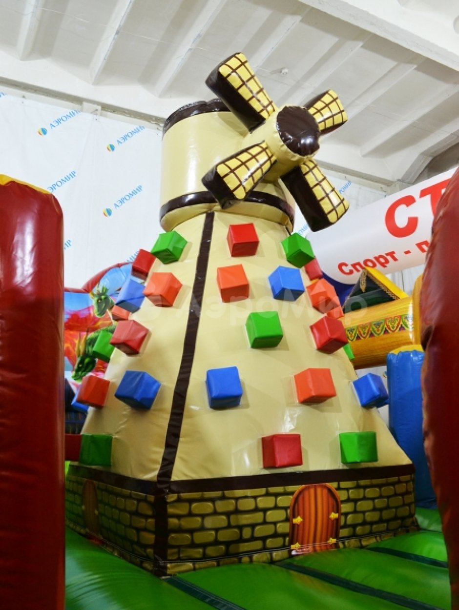 Тридевятое царство — большой авторский батут на 66 м²
