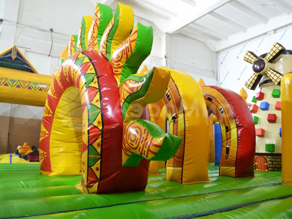 Тридевятое царство — большой авторский батут на 66 м²