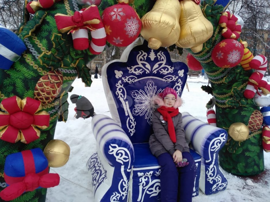 Сказочный трон Деда Мороза