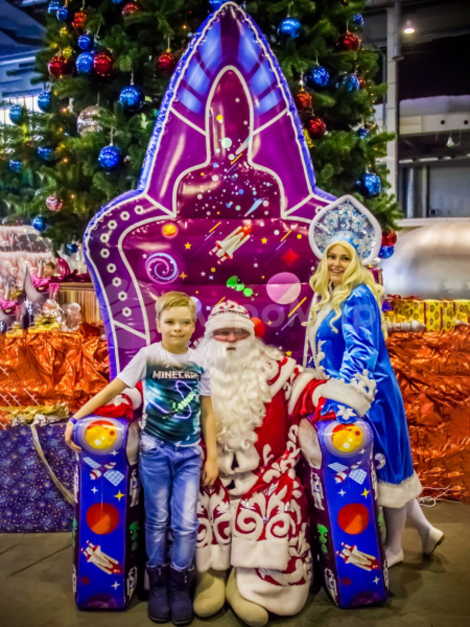 Новогодний Космотрон