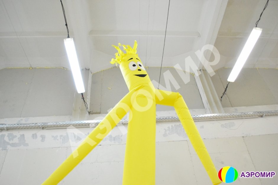 Трубчатый человечек — воздушные танцоры трубчатой формы