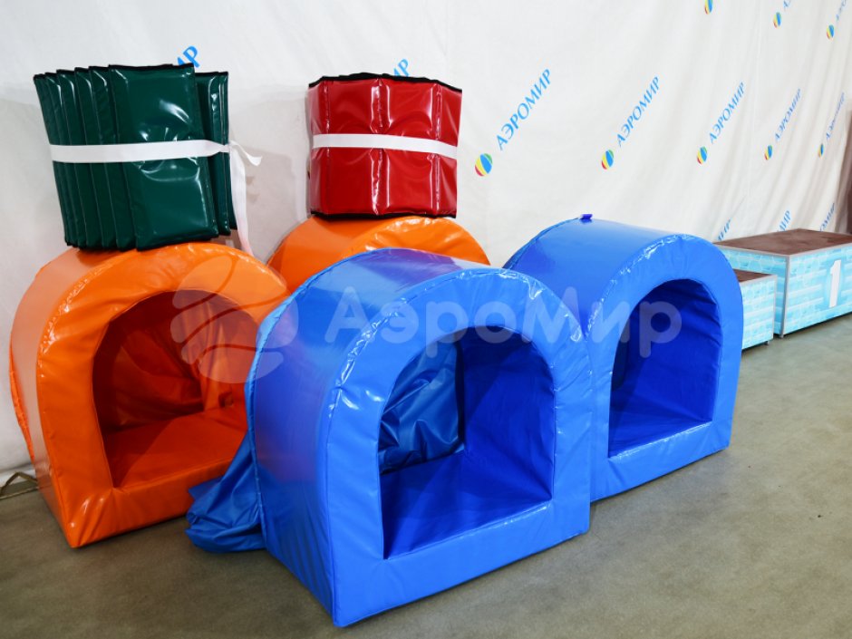 Тоннель-рукав с опорами— игровое оборудование для эстафет