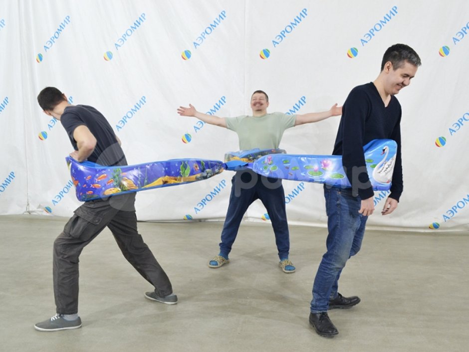 Тянучка на троих участников — игровой реквизит для состязаний и игр