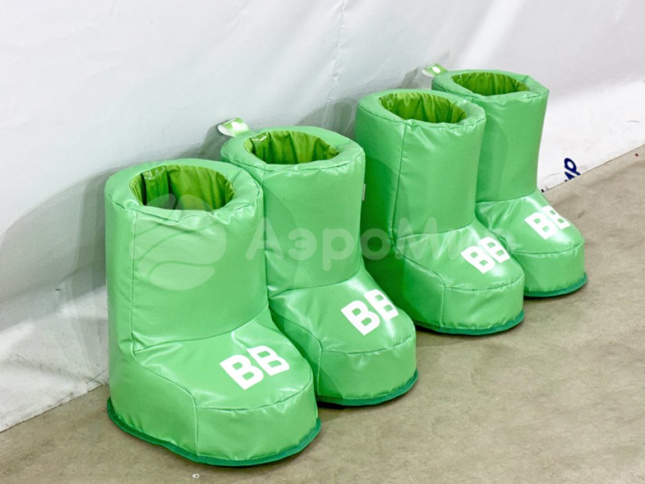 Гигантские валенки для забегов