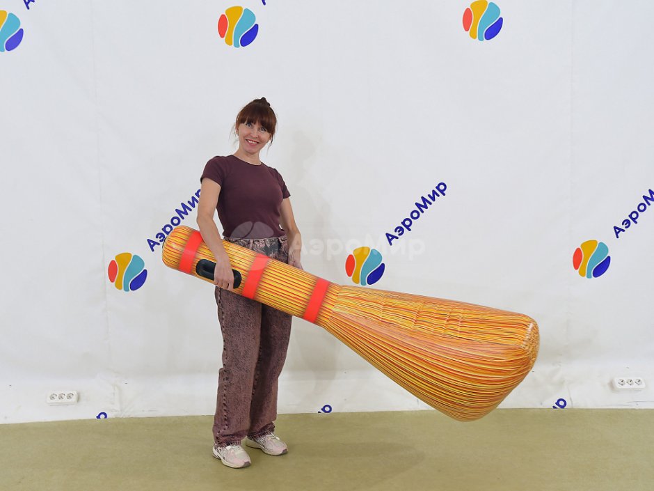 Метла для командных игр