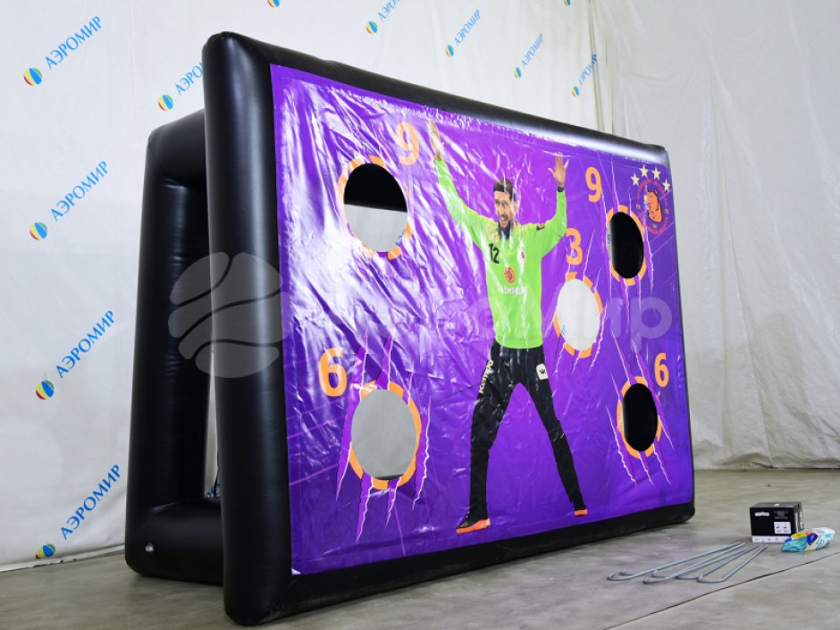 Забей гол – интерактивный аттракцион для игр с мячом