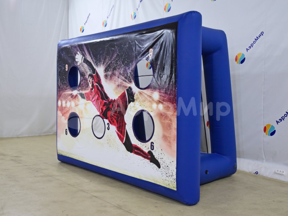 Забей гол – интерактивный аттракцион для игр с мячом