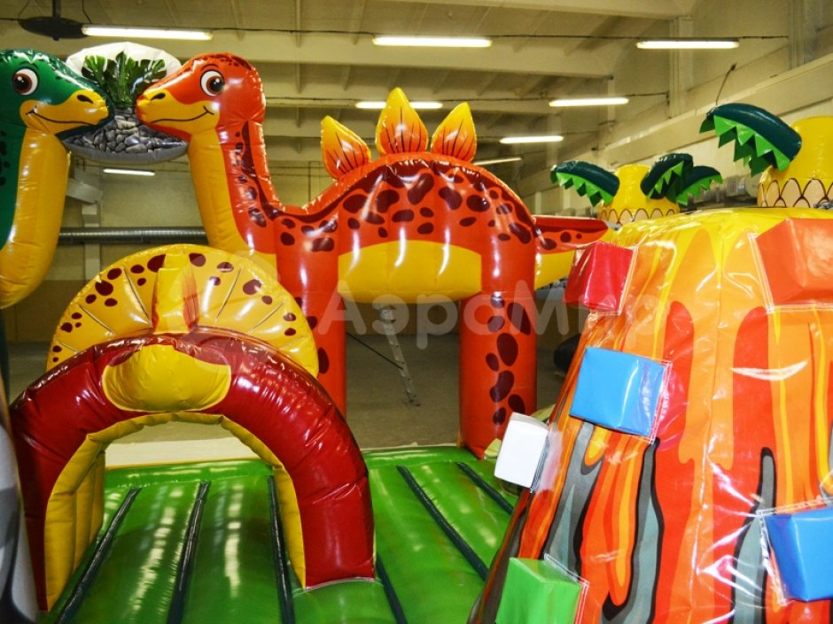 Надувной батут Затерянный мир — авторский коммерческий надувной батут на 40 м²