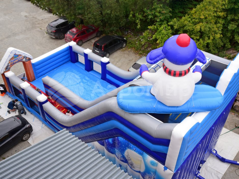 Надувная горка БС-102 «Зимняя сказка»