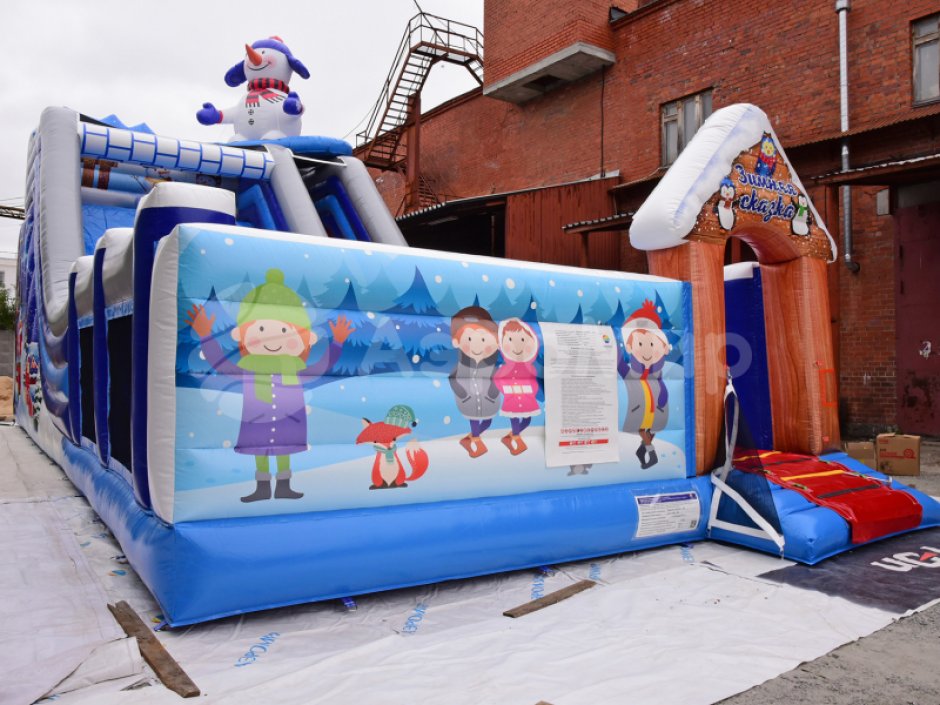 Надувная горка БС-102 «Зимняя сказка»