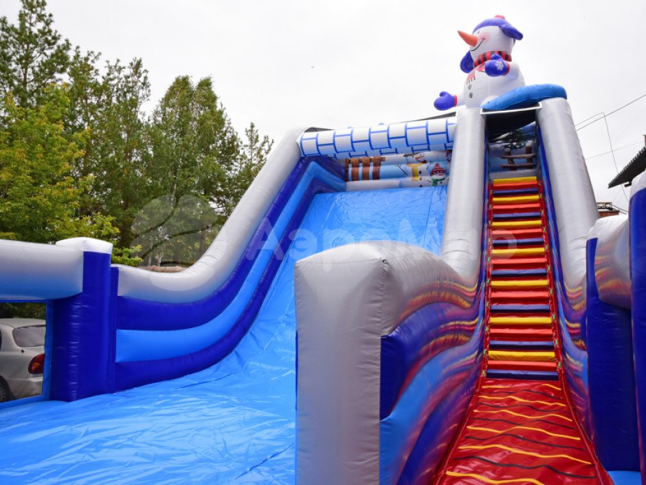 Надувная горка БС-102 «Зимняя сказка»