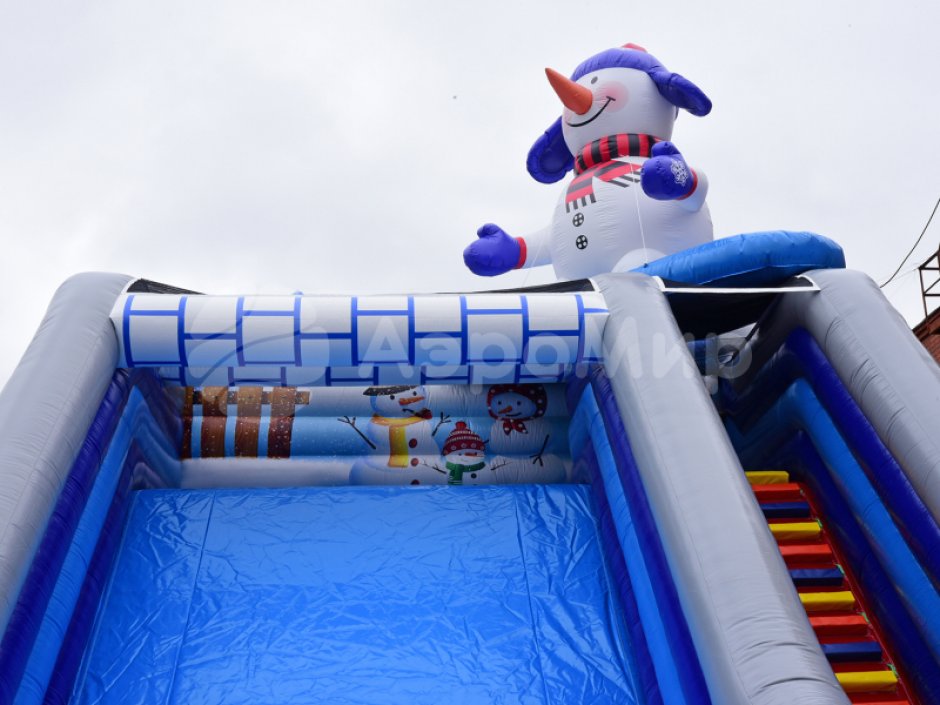 Надувная горка БС-102 «Зимняя сказка»