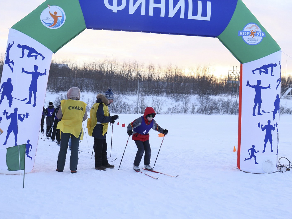 Надувная арка для лыжных соревнований стартовые и финишные ворота