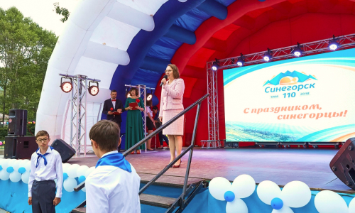 mobilnye-sceny-dlja-jarmarok-i-vystavok