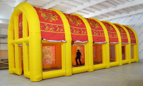 naduvnye-palatki-na-zakaz