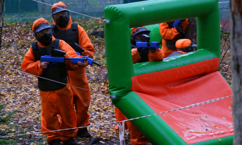 ukrytija-figury-i-polja-dlja-igry-v-kidbol