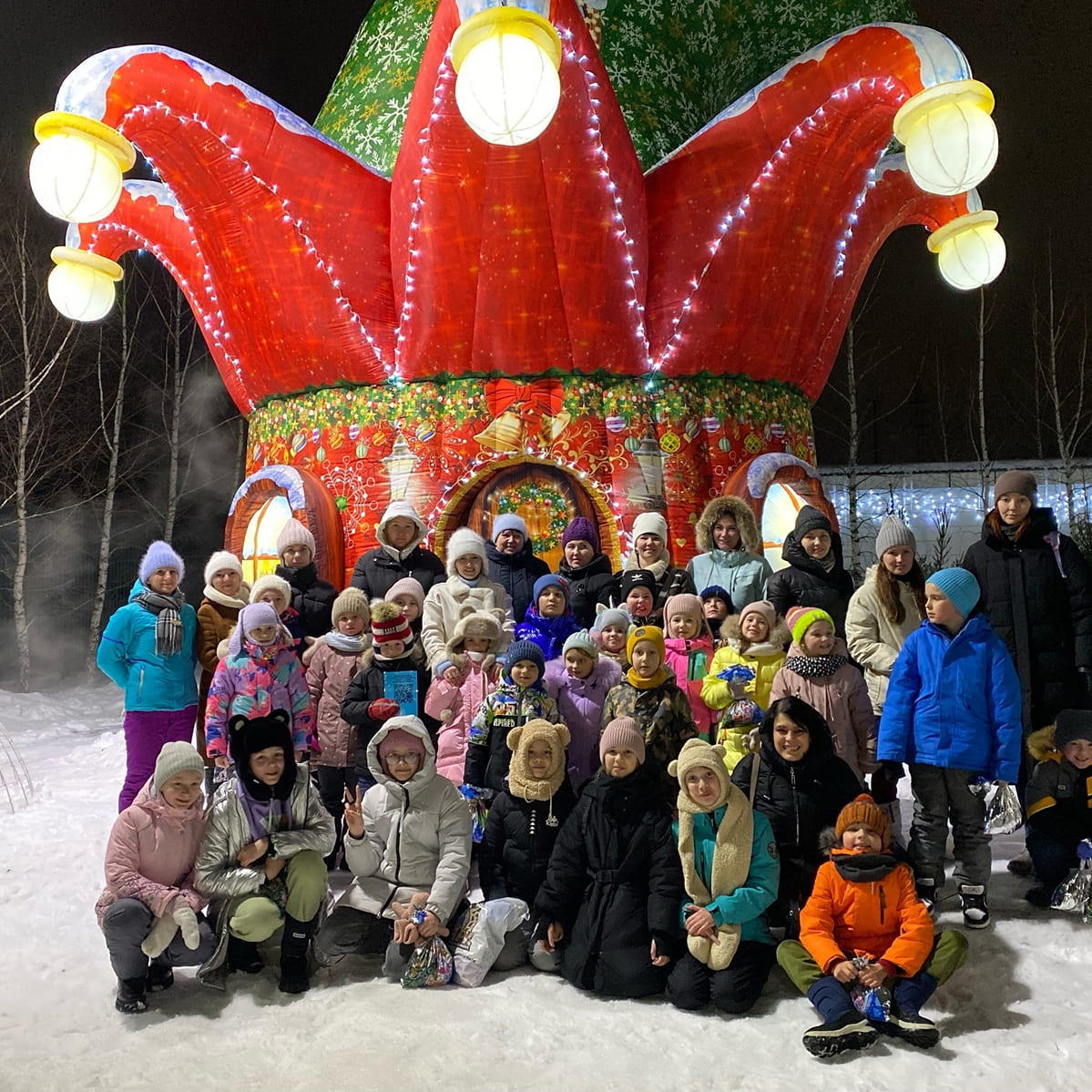 Оформление резеденции Деда Мороза внутренний декор