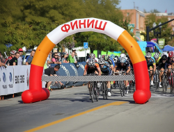 Круглая на опорах Лайт, с лентой