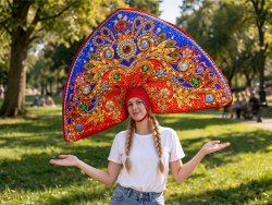 Мега кокошник